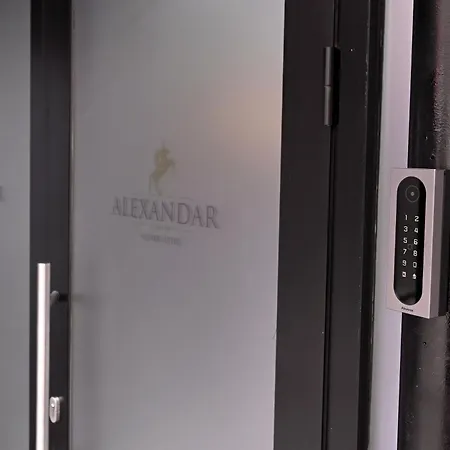 شقة Alexandar Square *