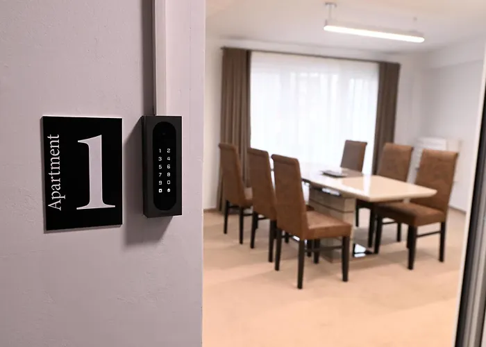 Alexandar Square Apartment *