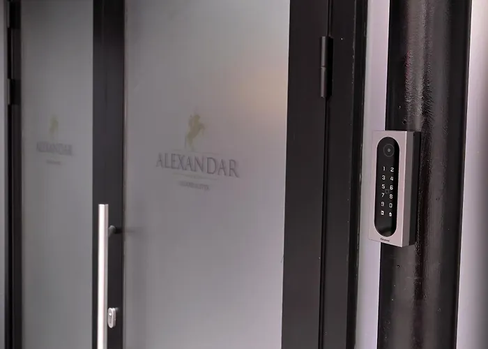 Alexandar Square Apartment